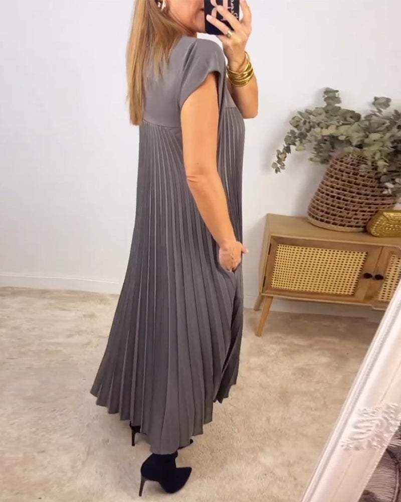 Graciana | Effortlessly Elegant Pleated Dress