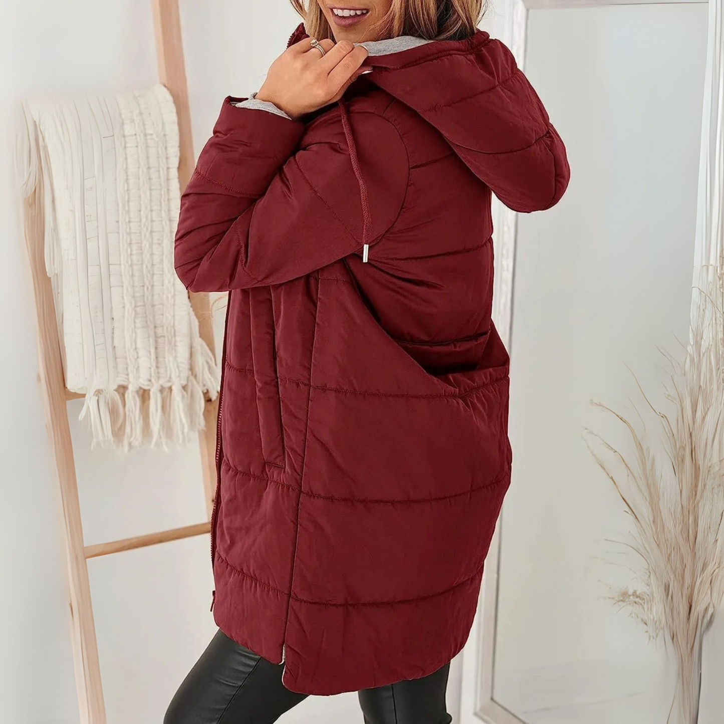 Yara | Relaxed-Fit Hooded Puffer Jacket