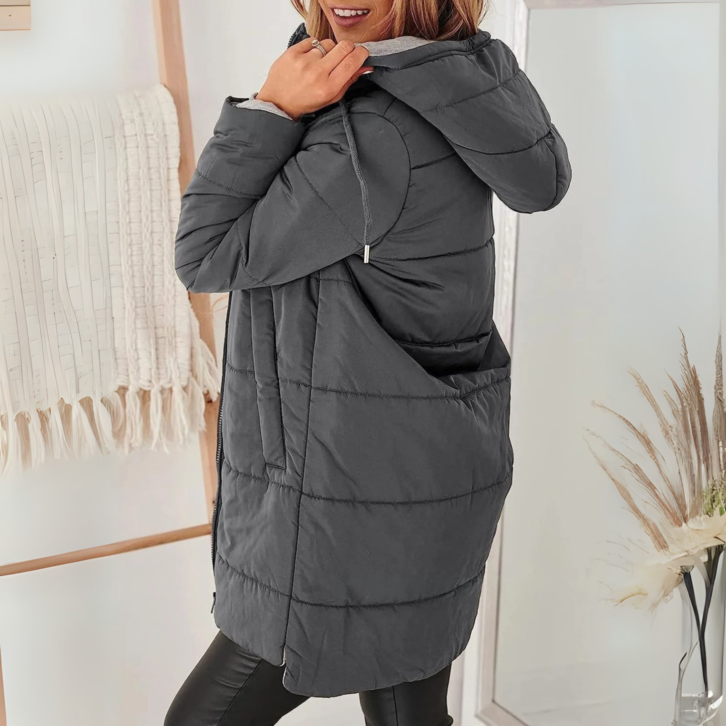 Yara | Relaxed-Fit Hooded Puffer Jacket