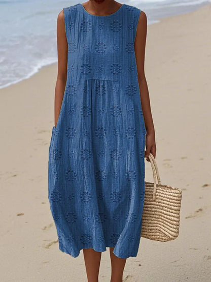 April | Chic Sleeveless Pocket Dress