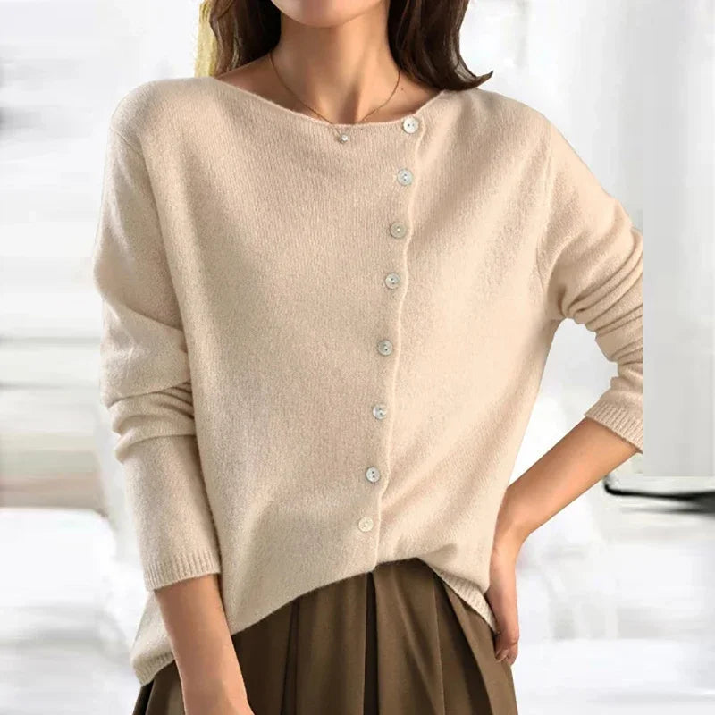 Carmine | Classic Easy-Wear Sweater