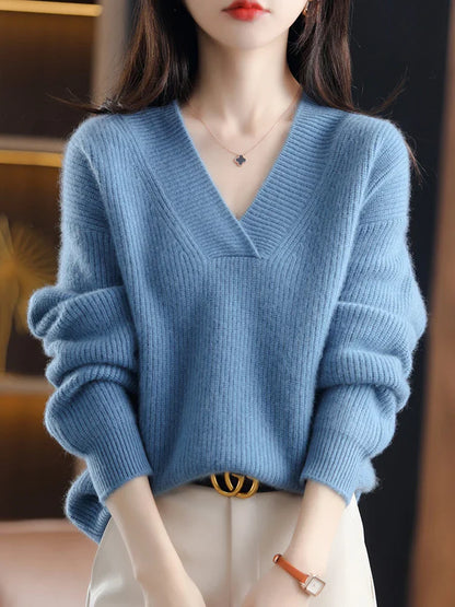 Maurine | Minimalist V-Neck Sweater