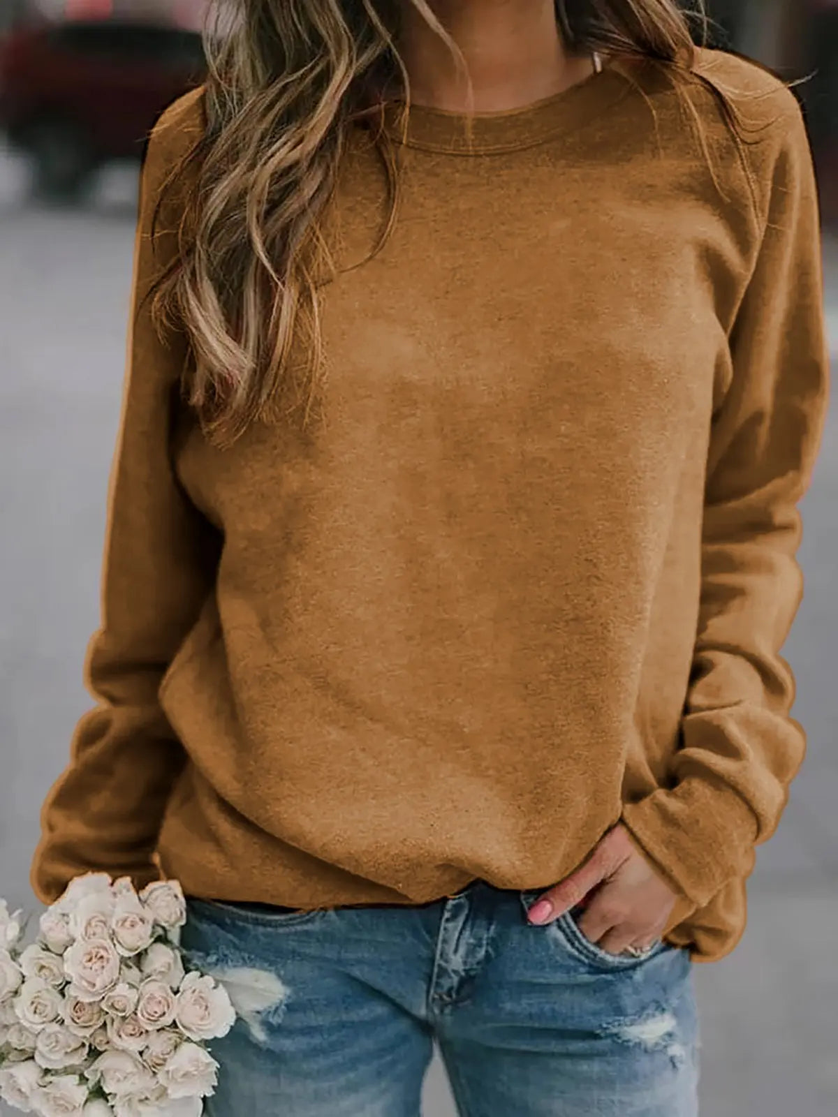 Amelisse | Classic Crewneck Sweatshirt