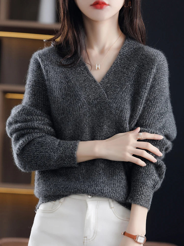 Maurine | Minimalist V-Neck Sweater
