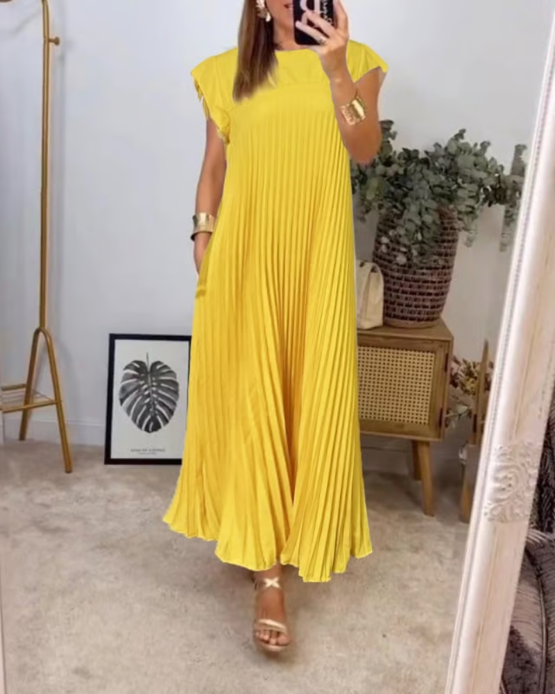 Grace | Effortlessly Elegant Pleated Dress