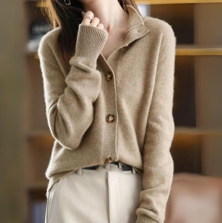 Sellia | Simple Stylish Cardigan